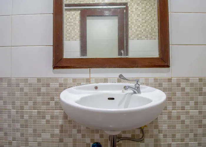Hotel Flagship 2688 Guntur Denpasar